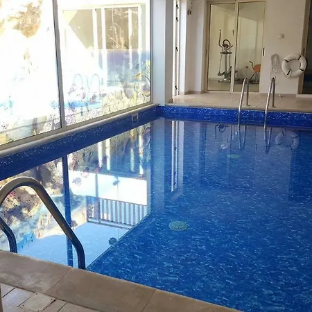 Ground Floor One Bedroom B2, 3 Pools, Free Wifi