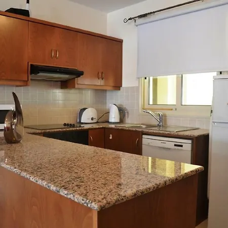 Апартаменты Ground Floor One Bedroom B2, 3 Pools, Free Wifi Пейя