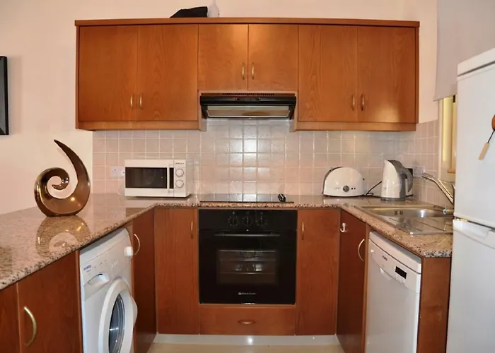 Ground Floor One Bedroom B2, 3 Pools, Free Wifi Lägenhet