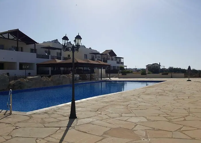 Ground Floor One Bedroom B2, 3 Pools, Free Wifi